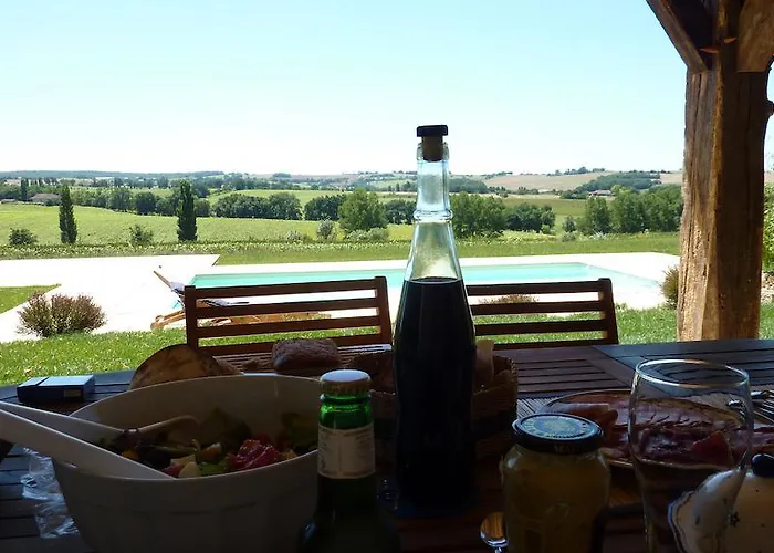 D'hotes La Treille Bed & Breakfast