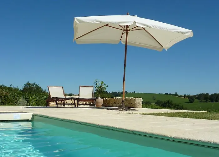 D'hotes La Treille Bed & Breakfast